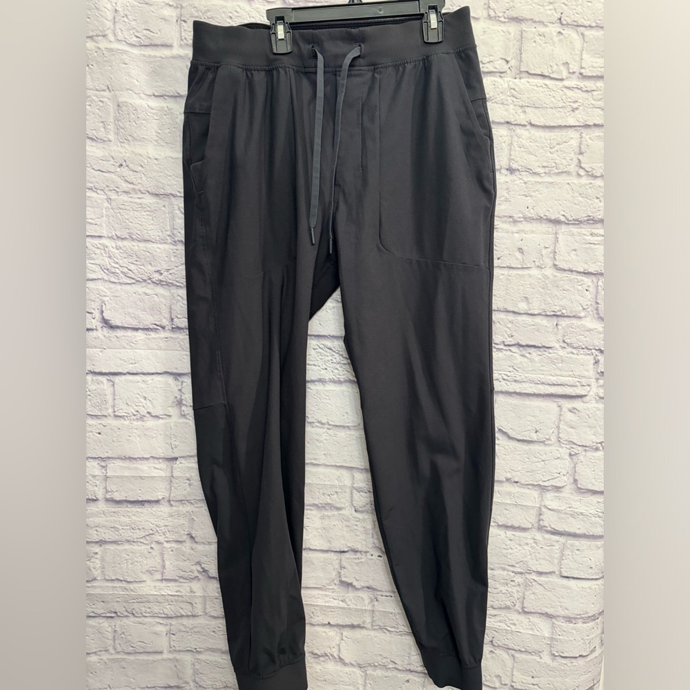 Men’s Lululemon ABC Joggers